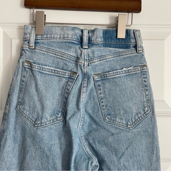 Abercrombie The 90s Straight Ultra High Rise Light Wash Jeans Curve Love Size 0R - Picture 7 of 9